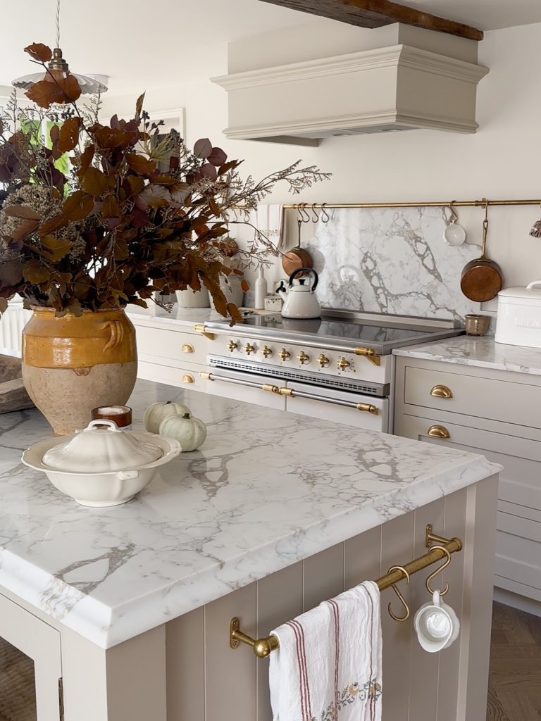 Mexican Farmhouse Decor Ideas That Mixes Old World Charm With Everyday Family Living