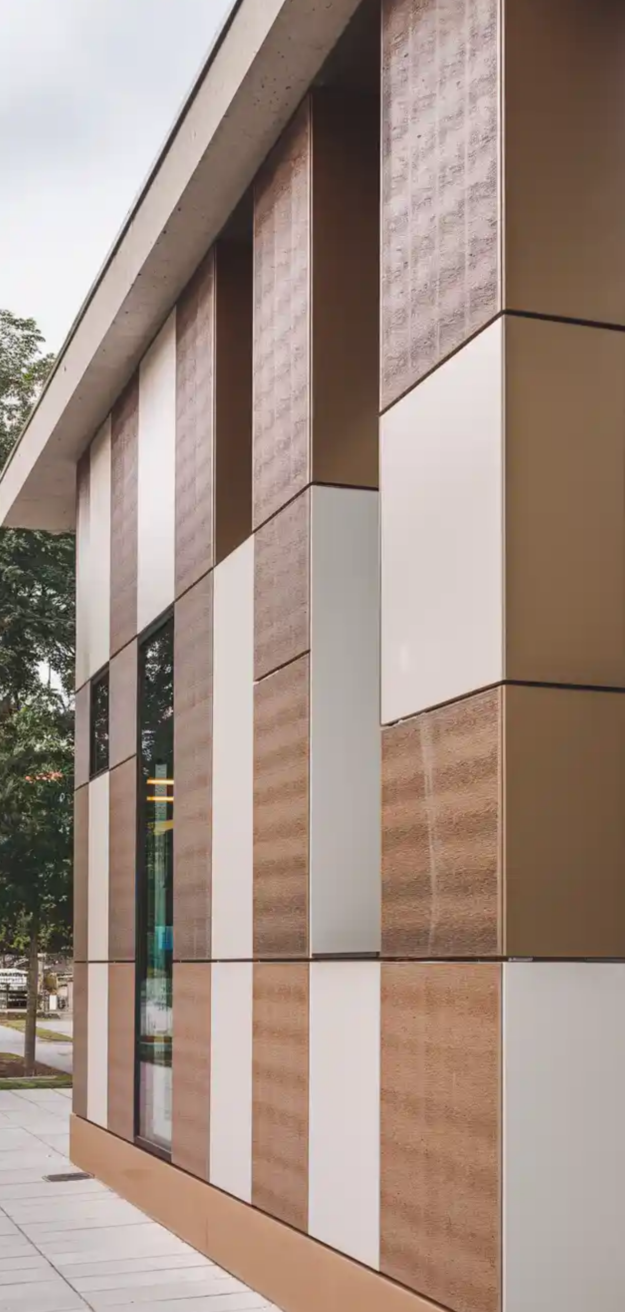 Minimalist Aluminium Composite Panel Designs