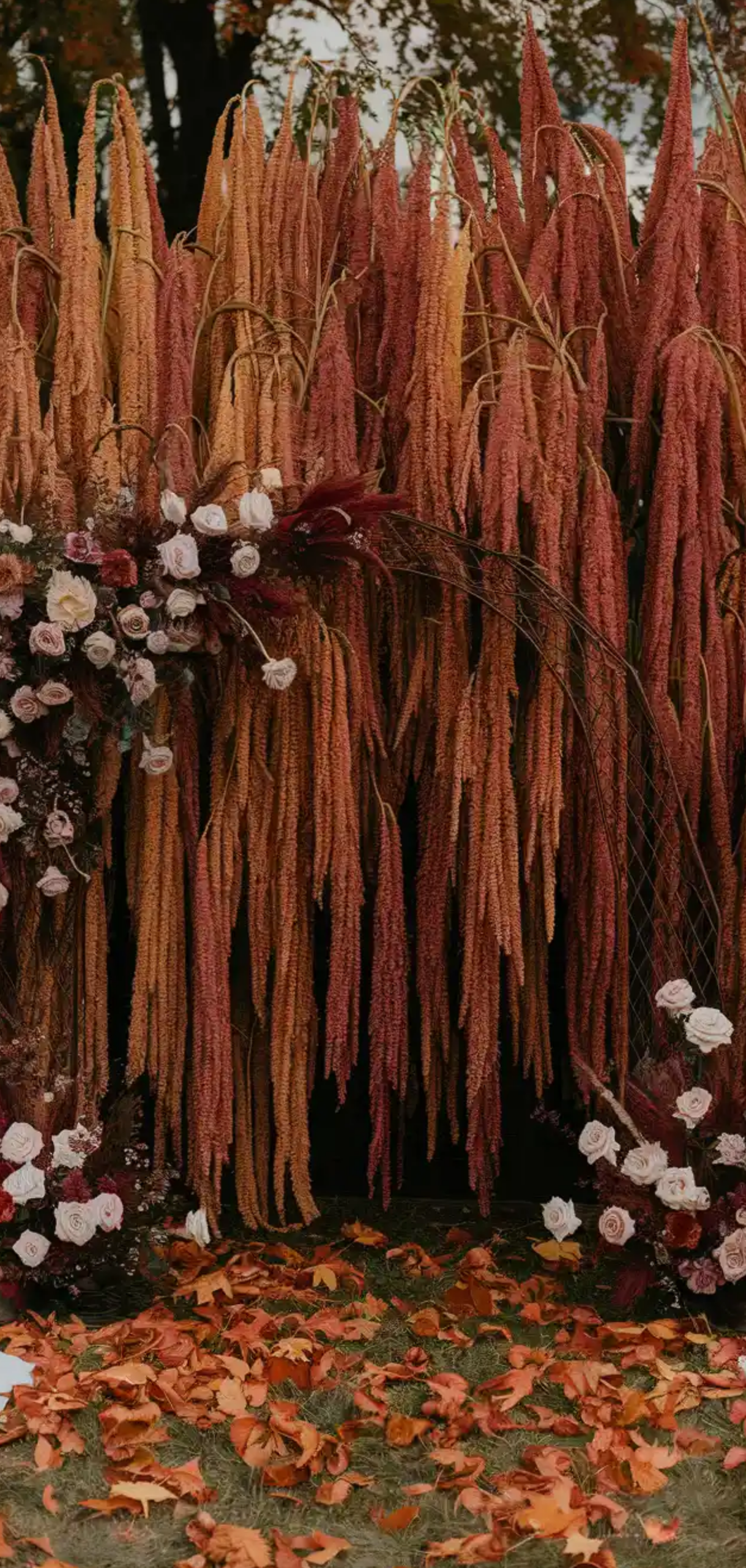 Breathtaking Wedding Autumn Flowers