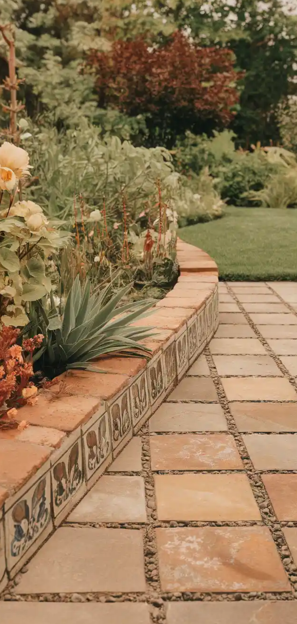 Brilliant Garden Edge Ideas