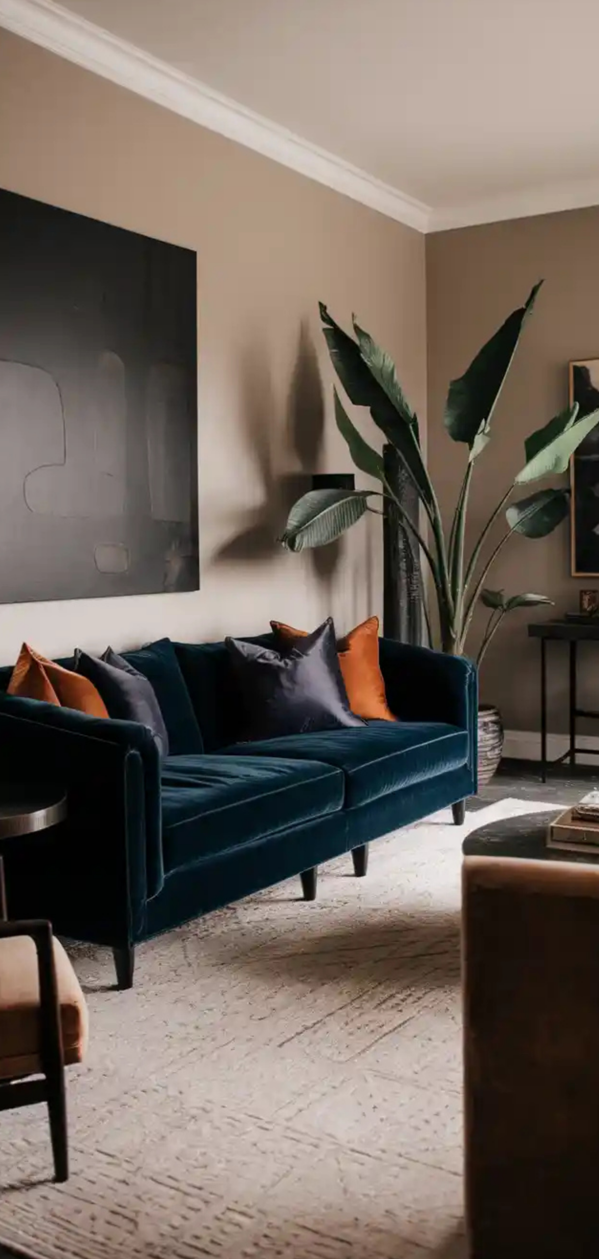Stunning Moody Living Room Ideas