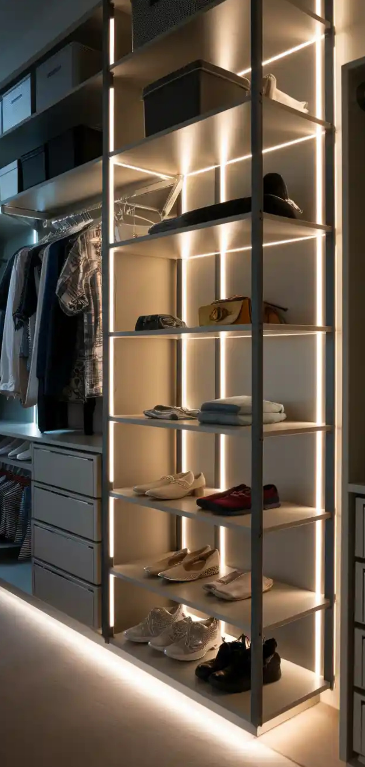 Perfect Walk-In Closet Systems