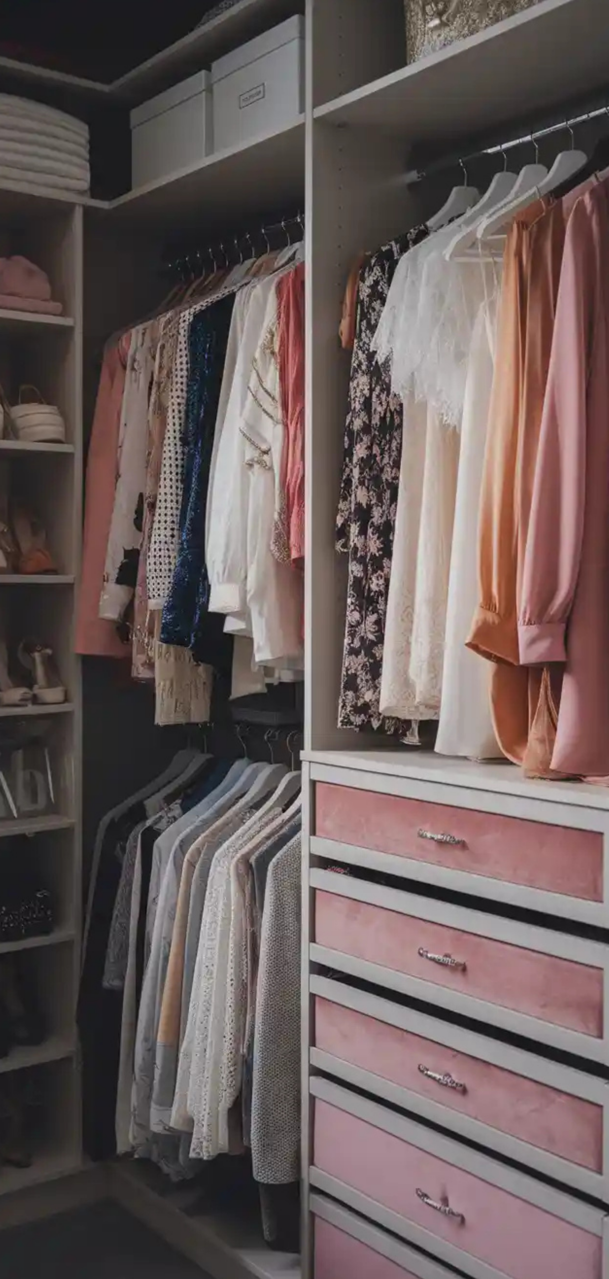 Perfect Walk-In Closet Systems