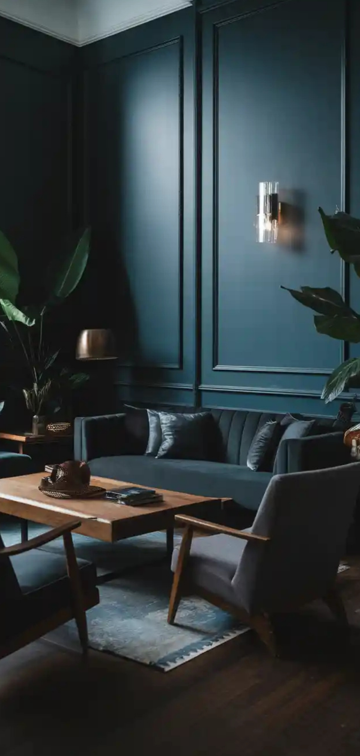 Stunning Moody Living Room Ideas