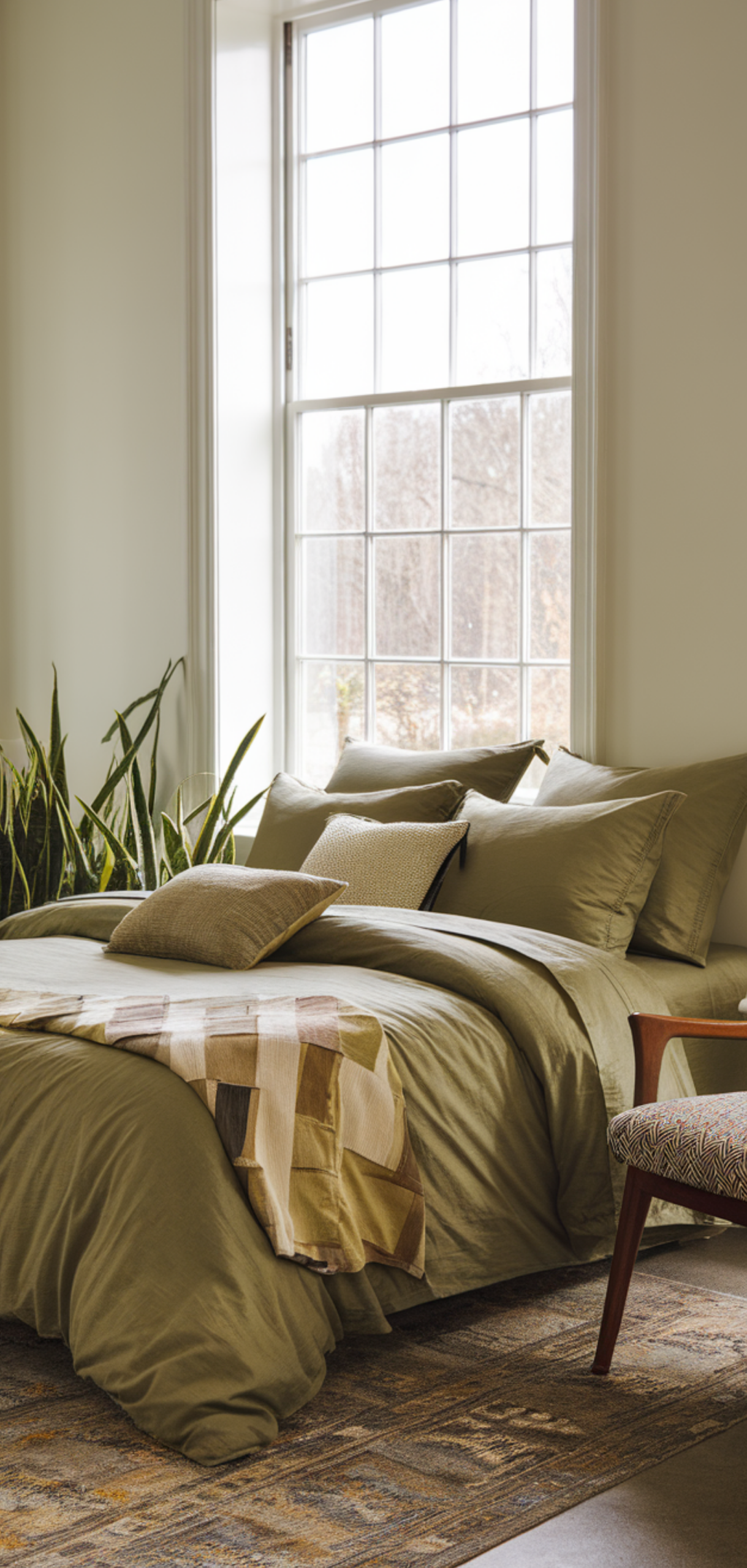 Best Olive Green Bedroom Ideas