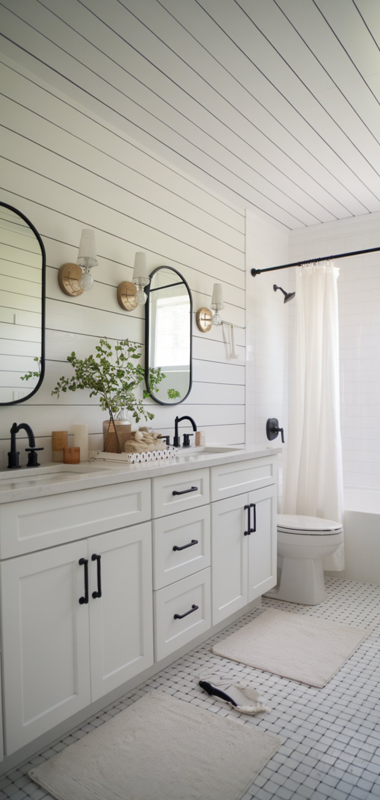 Best Shiplap Bathroom Styles to Impress Your Guests
