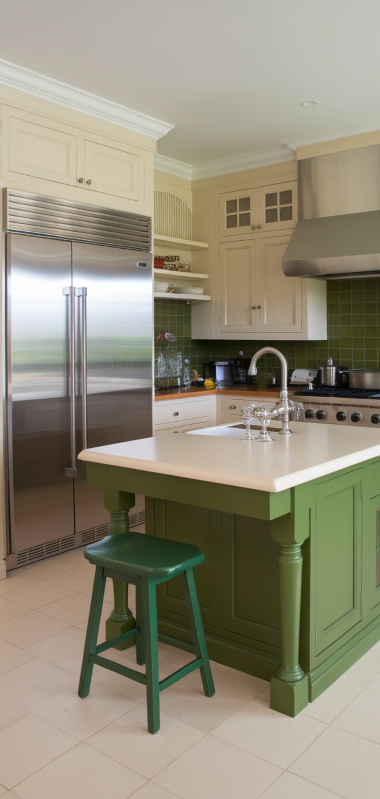 Inspiring Green And Cream Kitchen Ideas