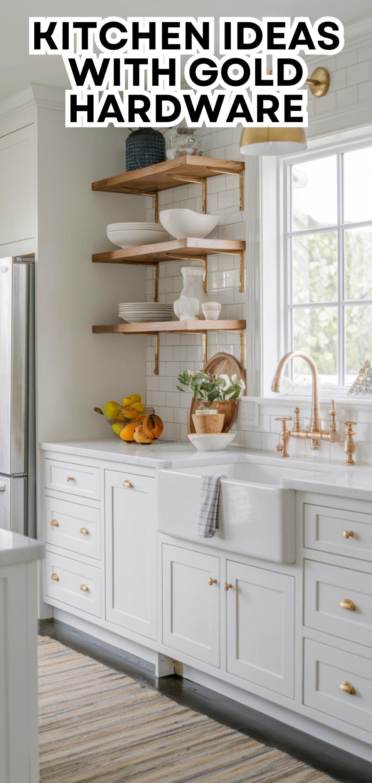 17 Stunning Kitchen Ideas with Gold Hardware