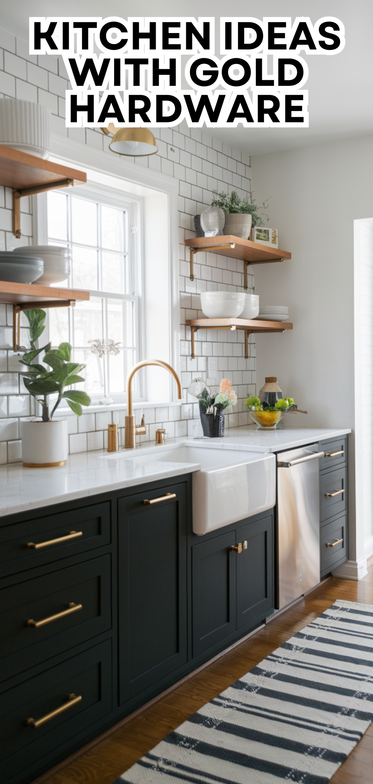 17 Stunning Kitchen Ideas with Gold Hardware