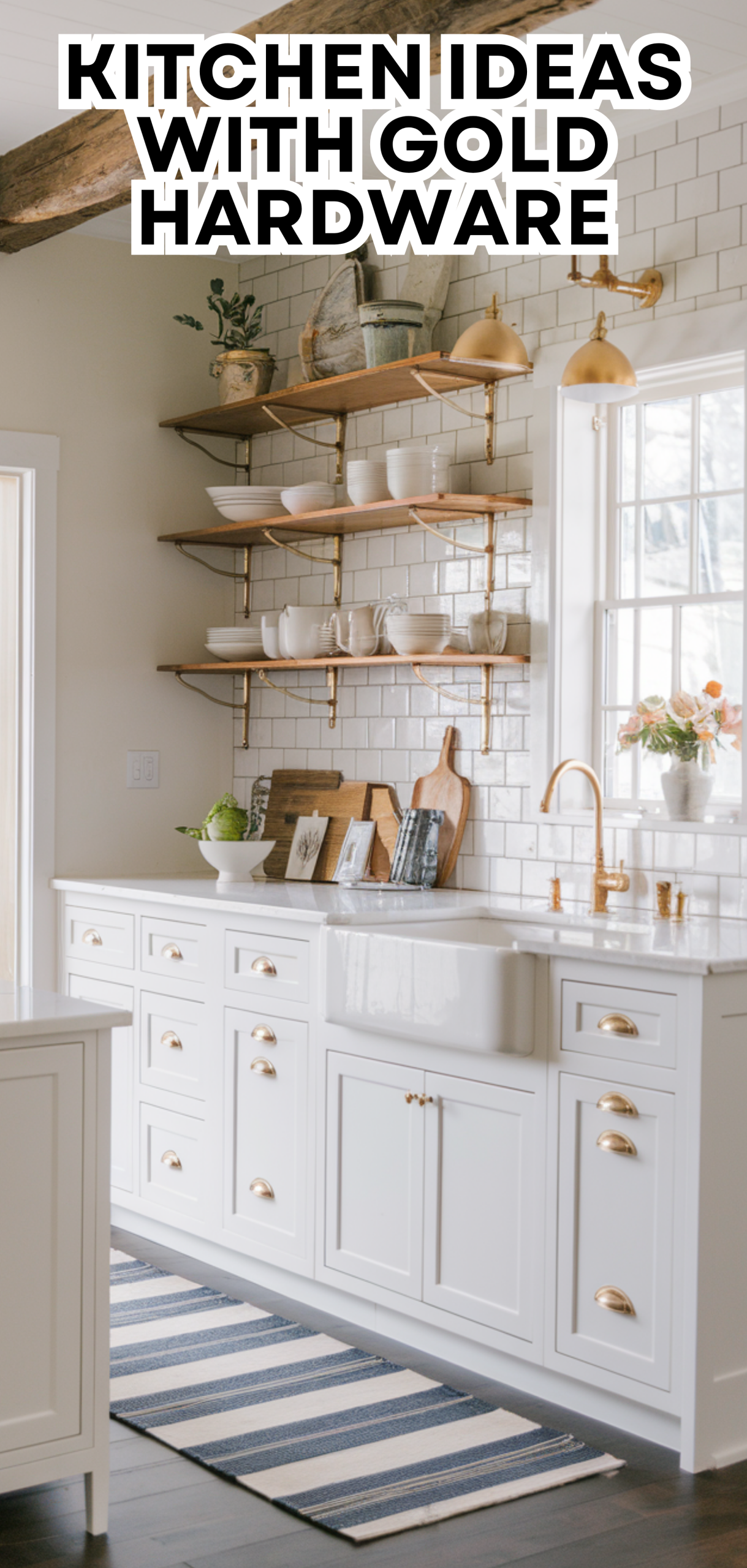 17 Stunning Kitchen Ideas with Gold Hardware