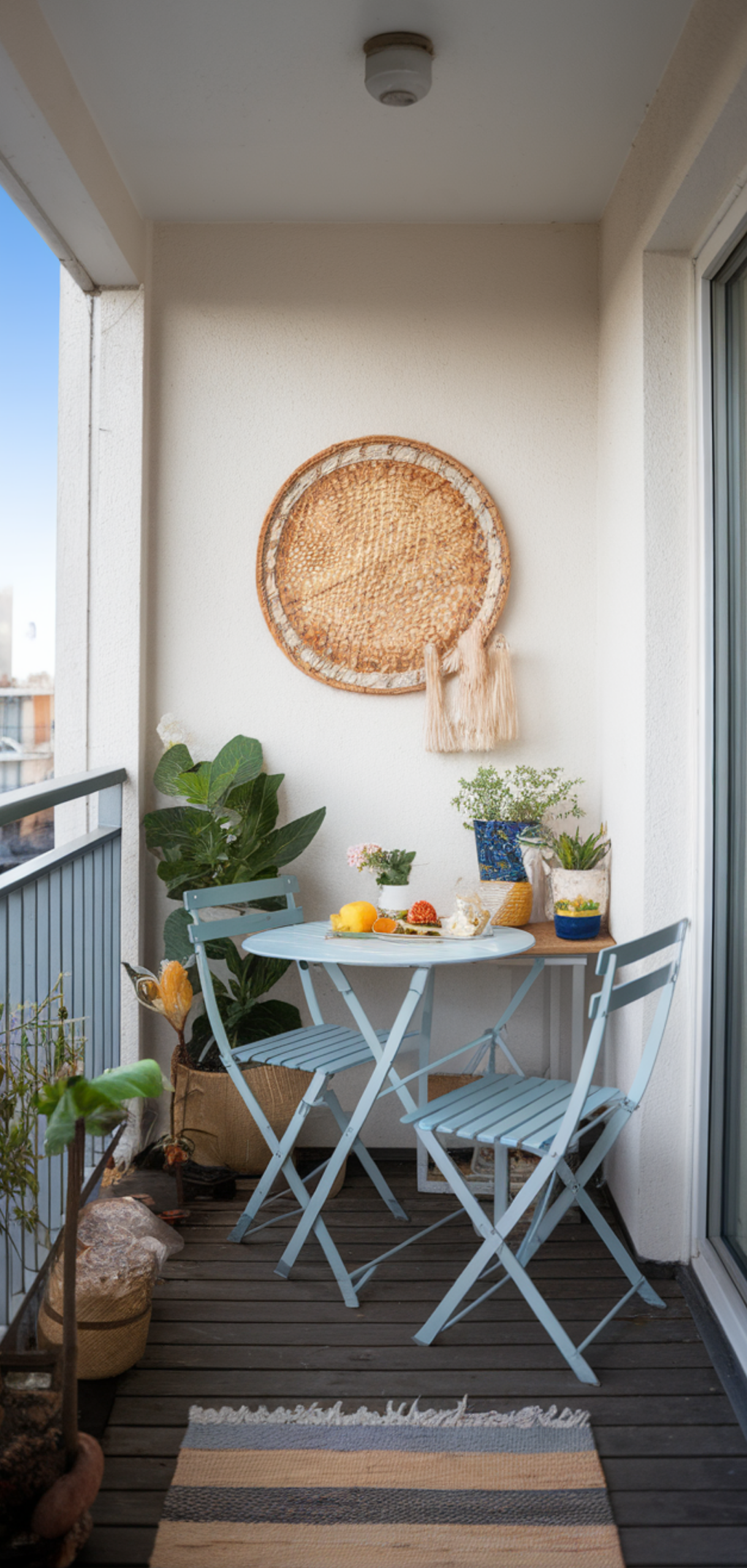 Stunning Cute Apartment Balcony Ideas