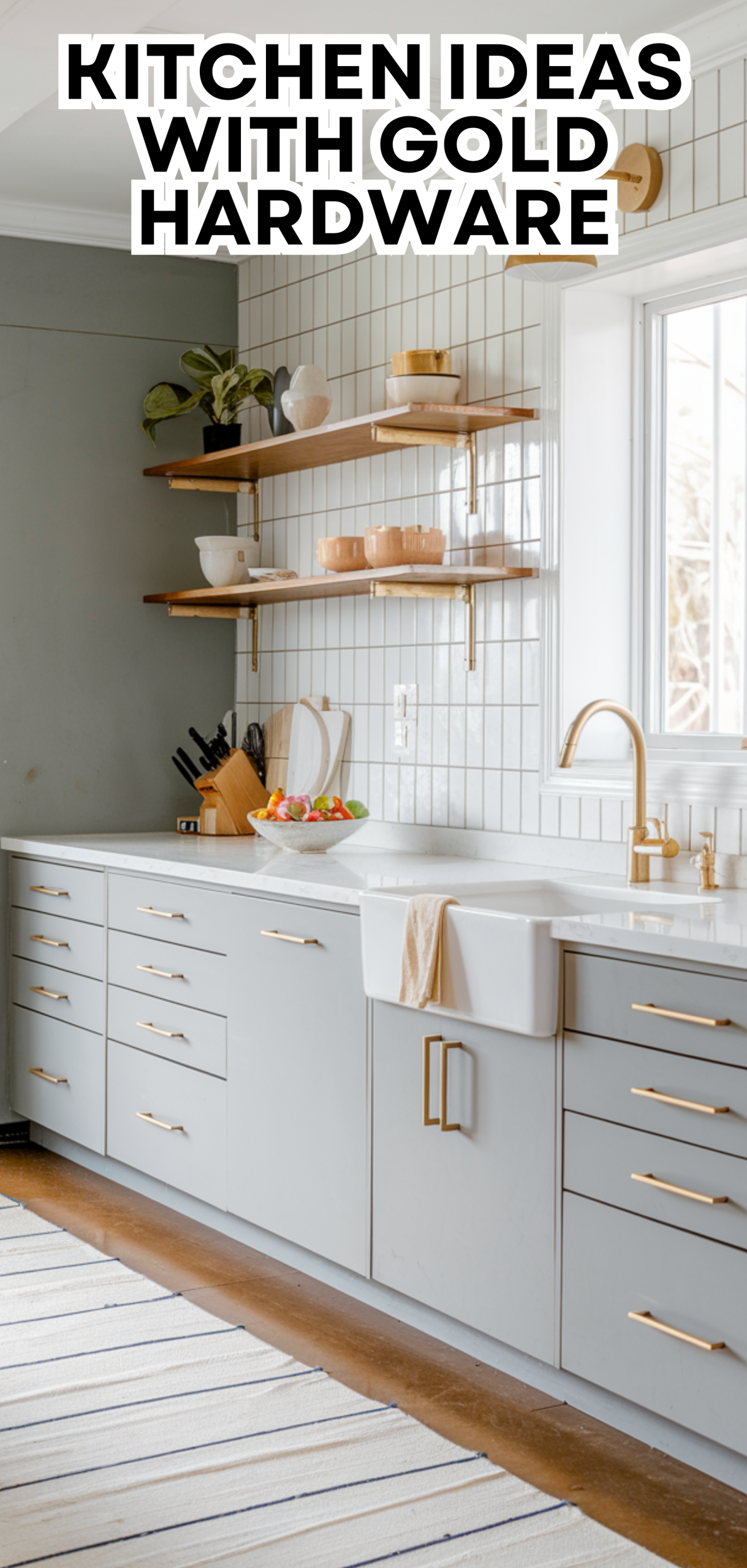17 Stunning Kitchen Ideas with Gold Hardware
