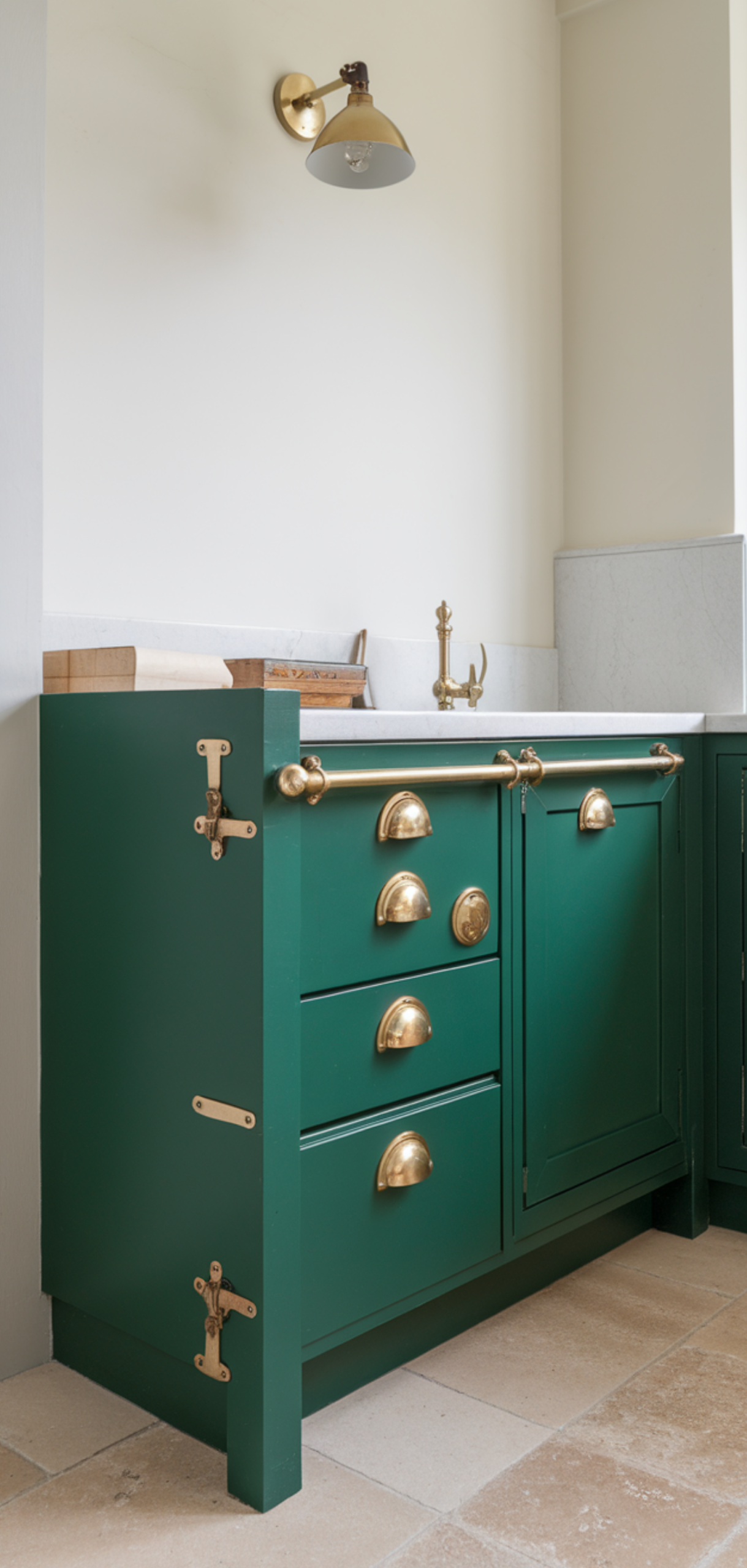 inspiring Green Kitchen Cabinet Ideas