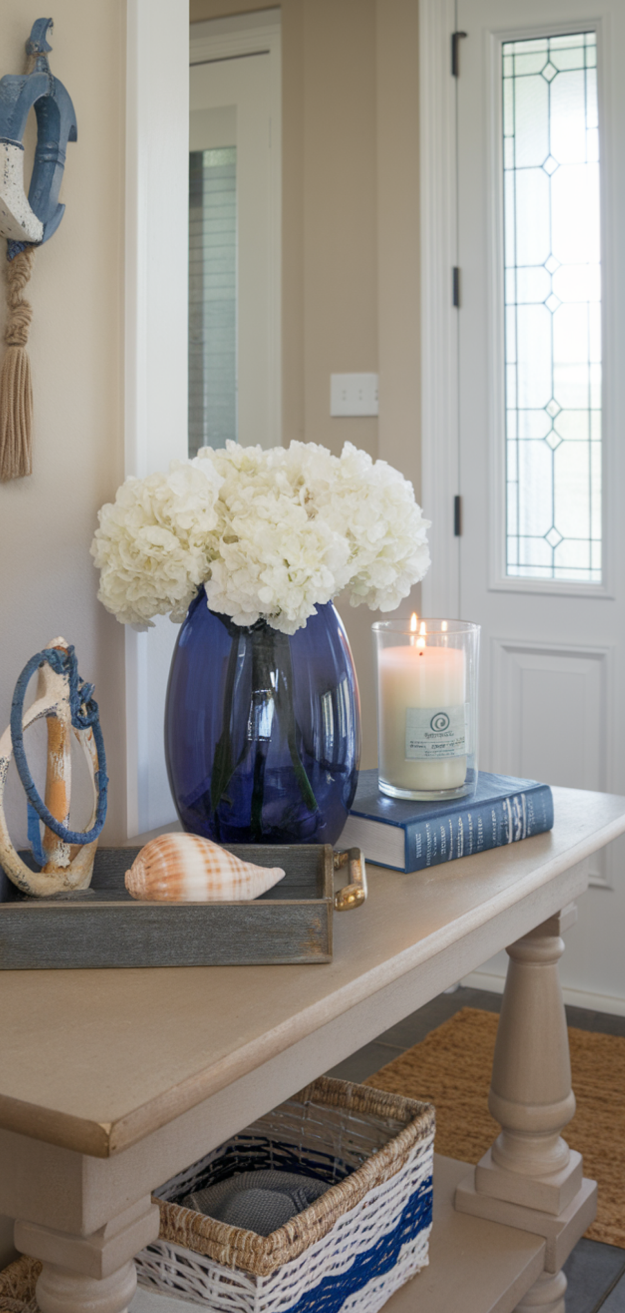 inspiring Entrance Table Decor Ideas
