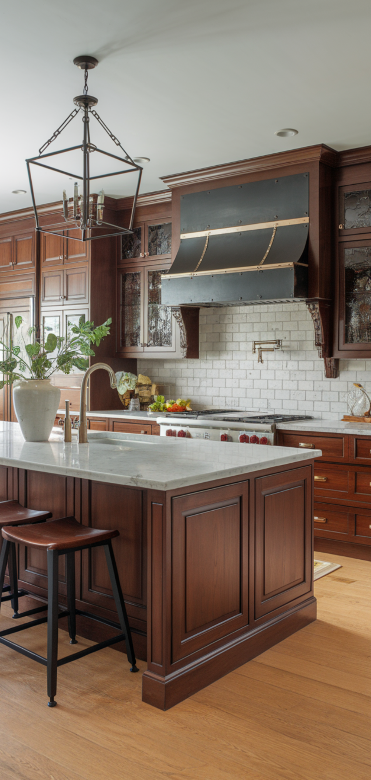 Amazing Trendy Brown Kitchen Cabinet Ideas