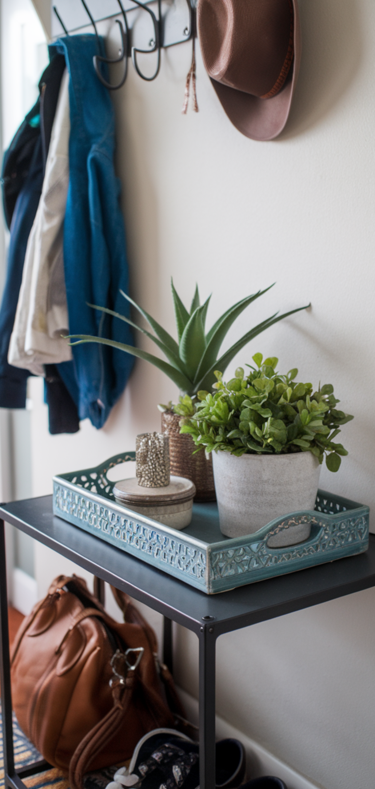 inspiring Entrance Table Decor Ideas