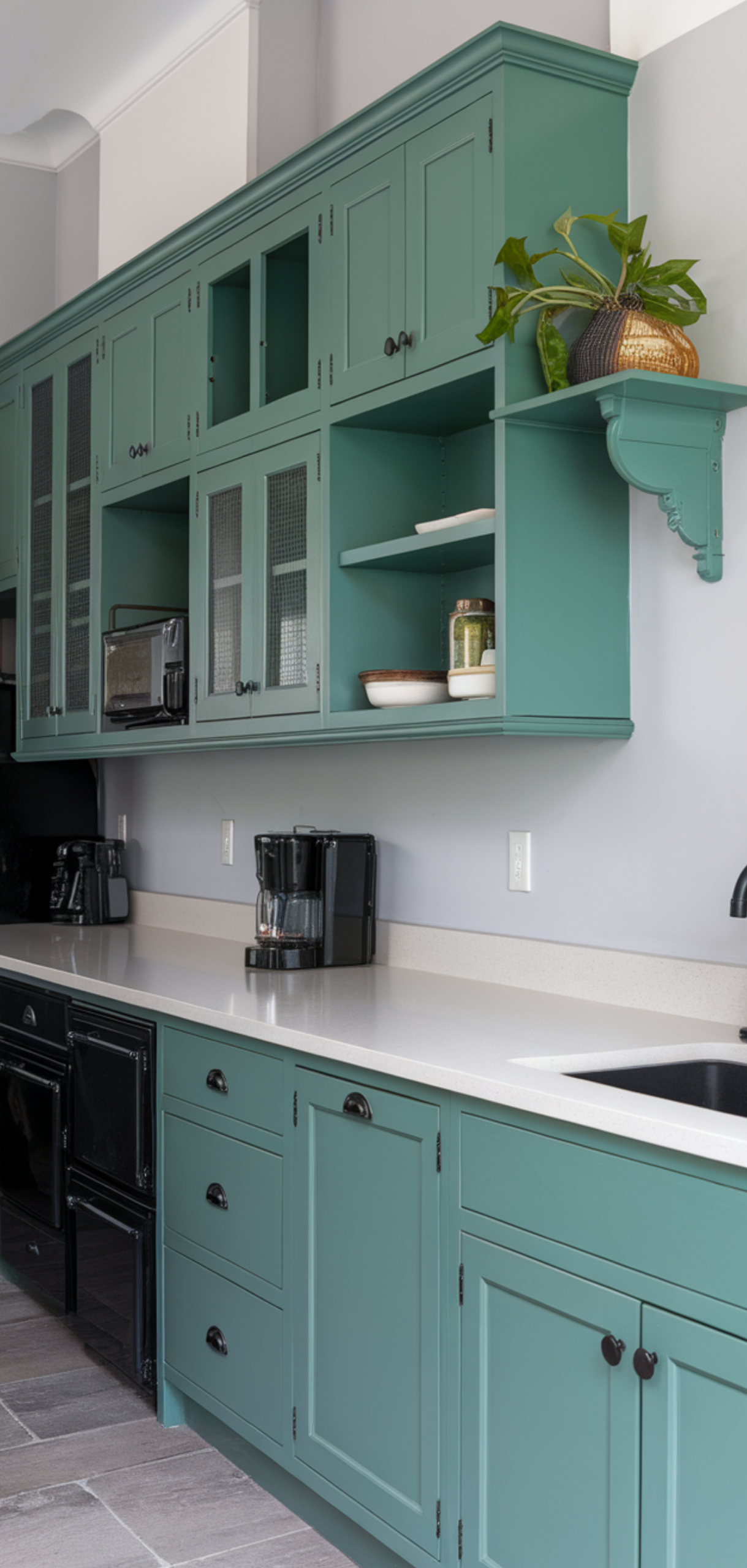 inspiring Green Kitchen Cabinet Ideas