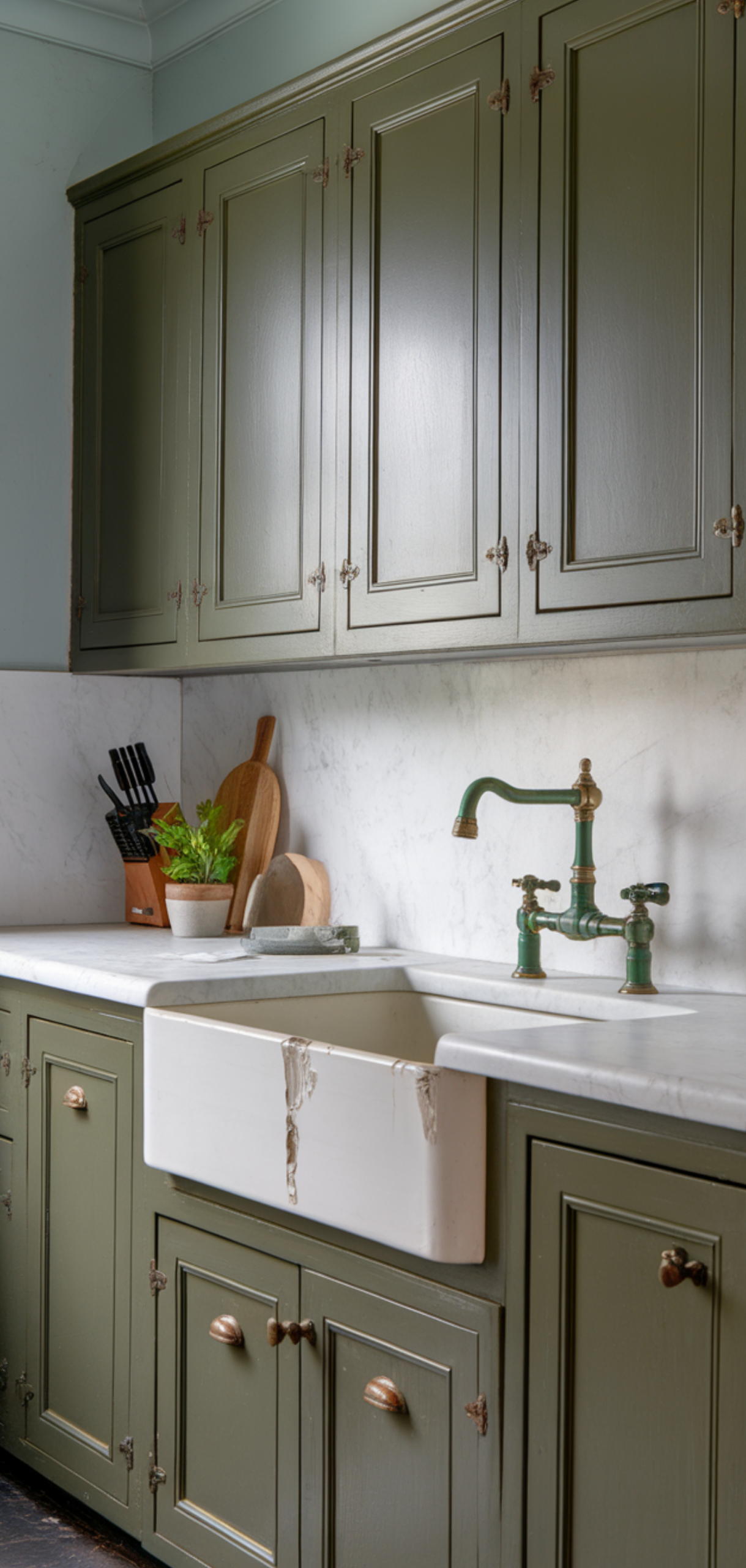 inspiring Green Kitchen Cabinet Ideas