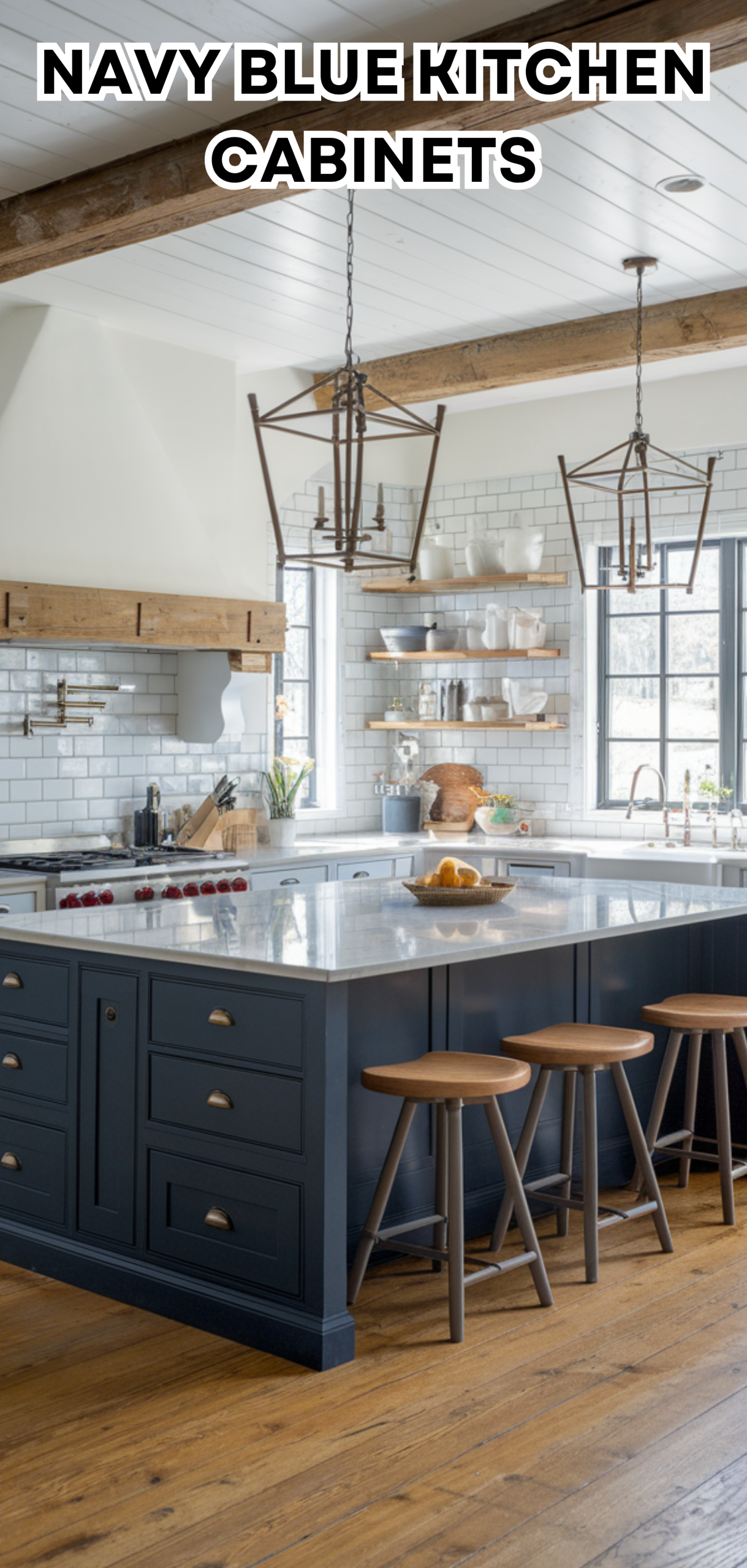 17 Trendy Navy Blue Kitchen Cabinets