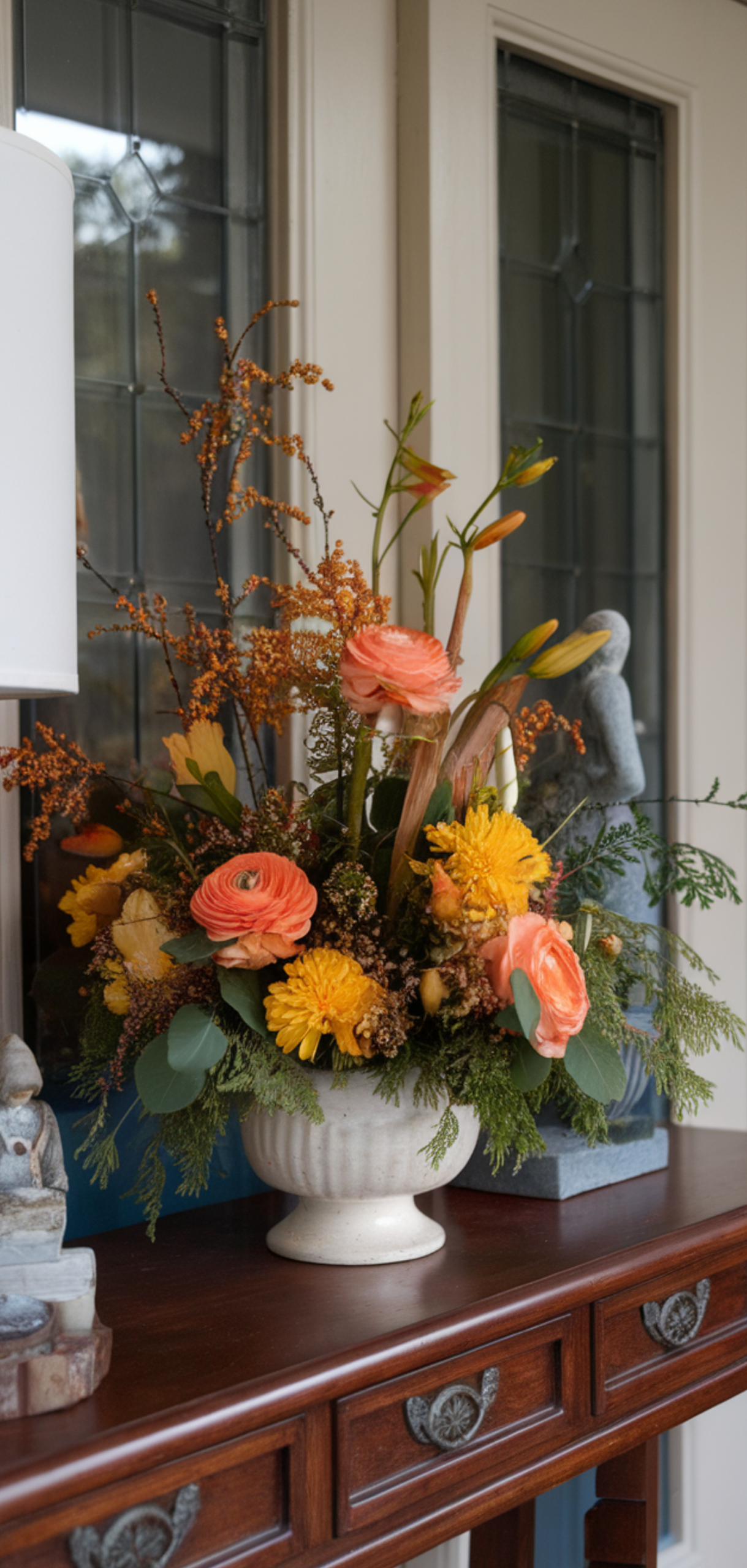 inspiring Entrance Table Decor Ideas