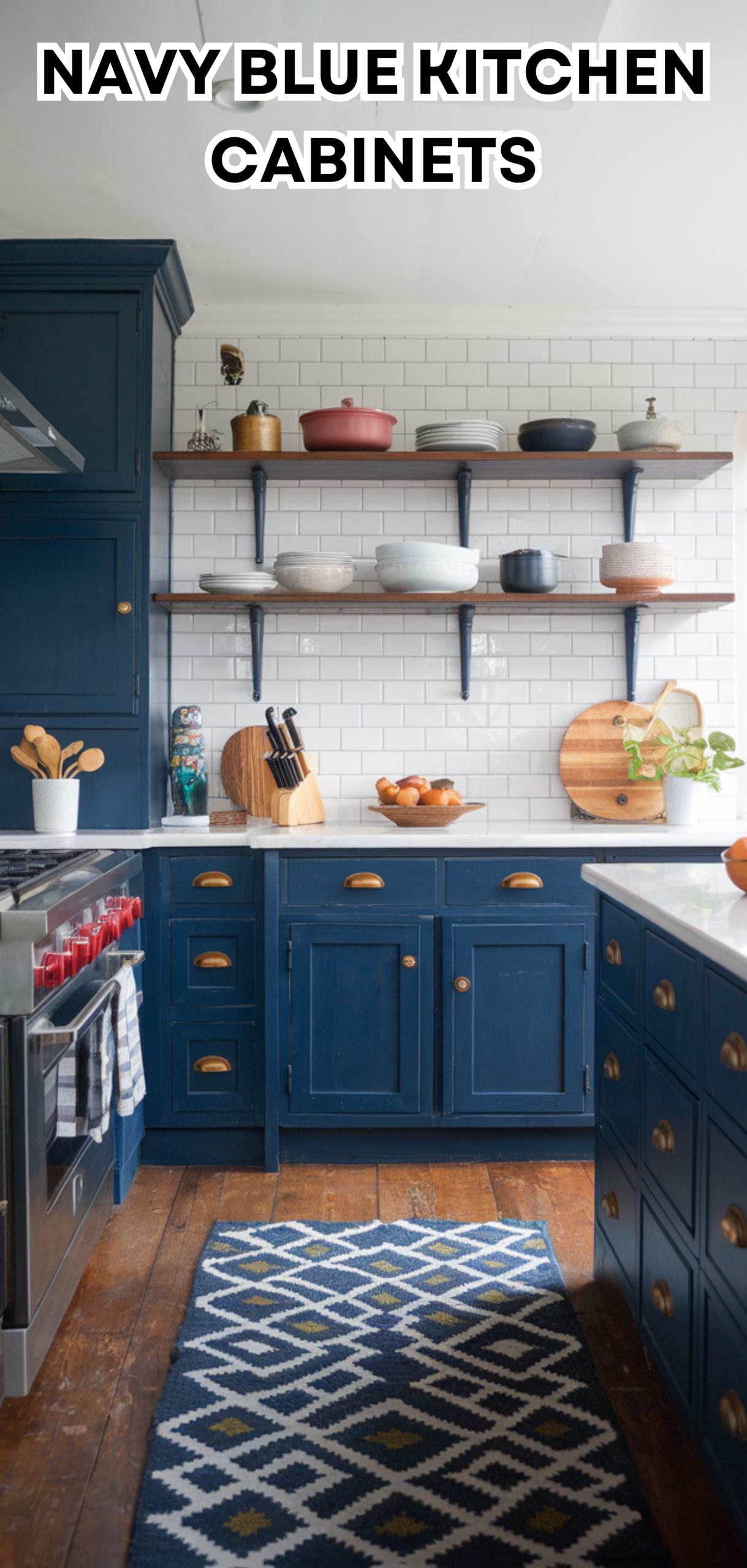17 Trendy Navy Blue Kitchen Cabinets