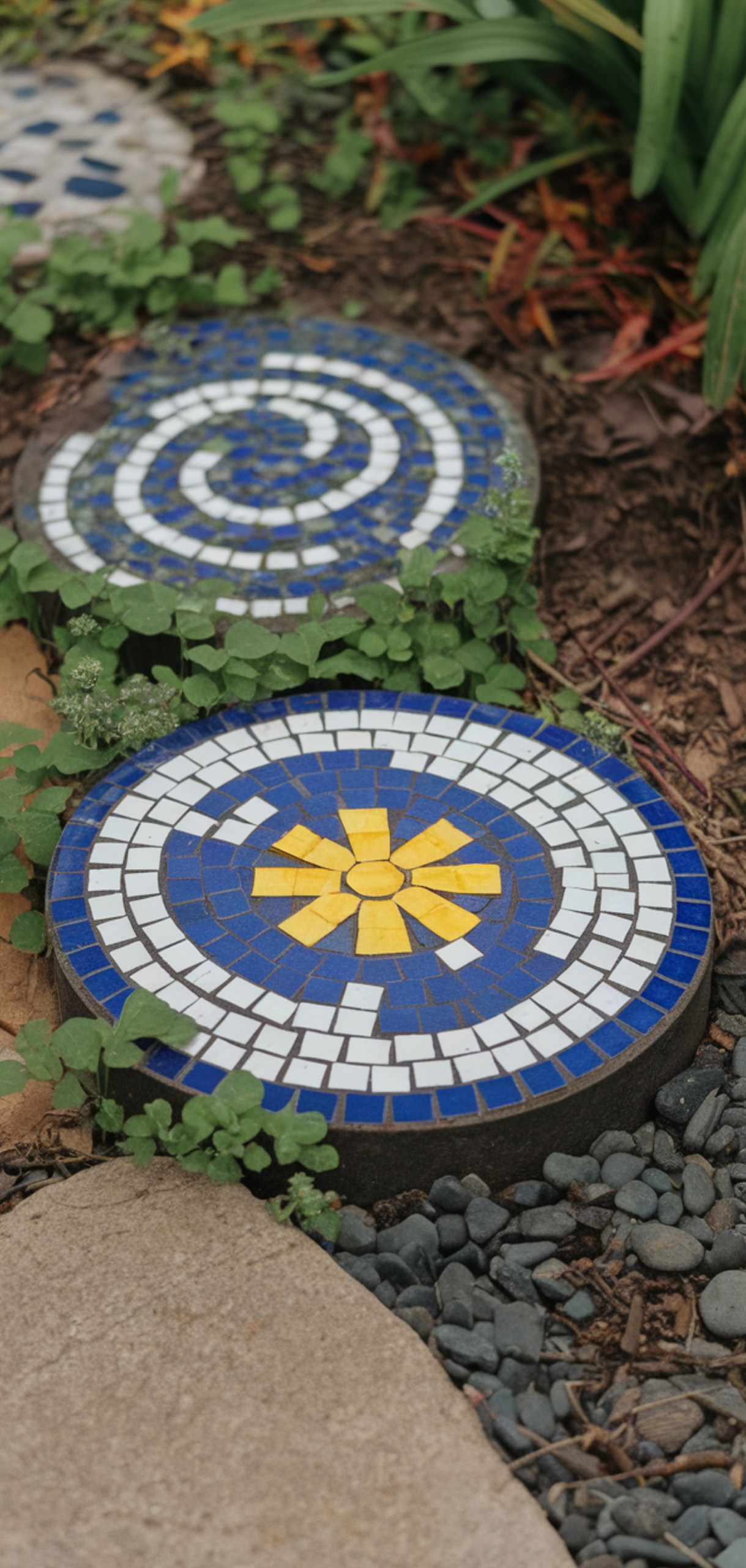 Creative Garden Art Ideas