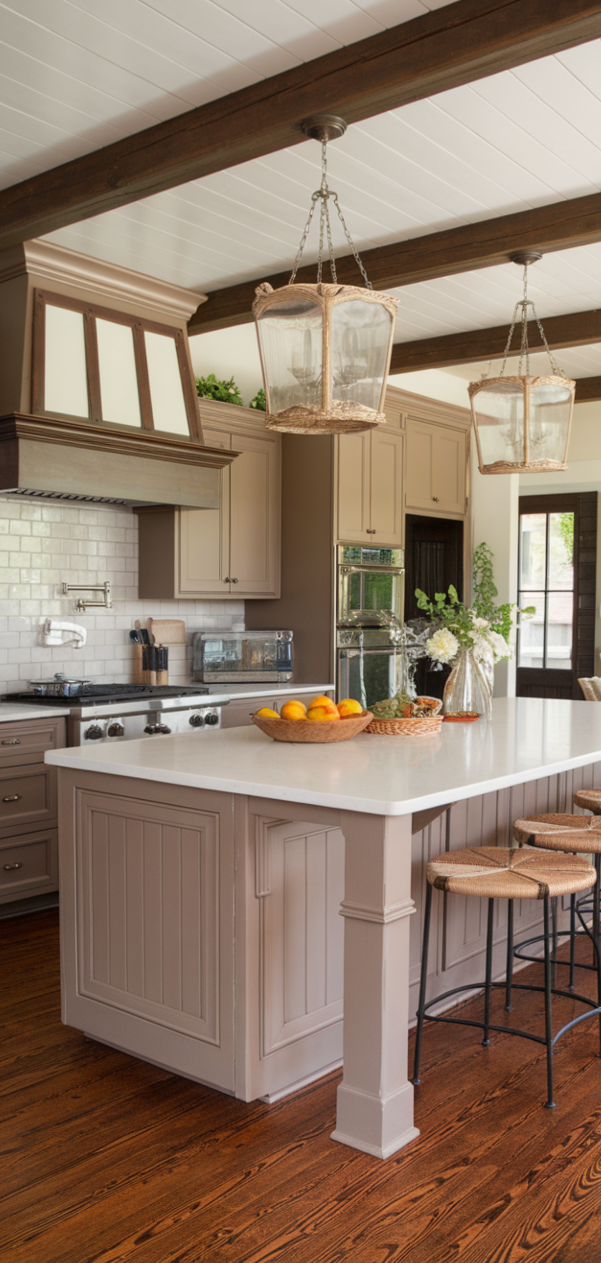 Amazing Trendy Brown Kitchen Cabinet Ideas