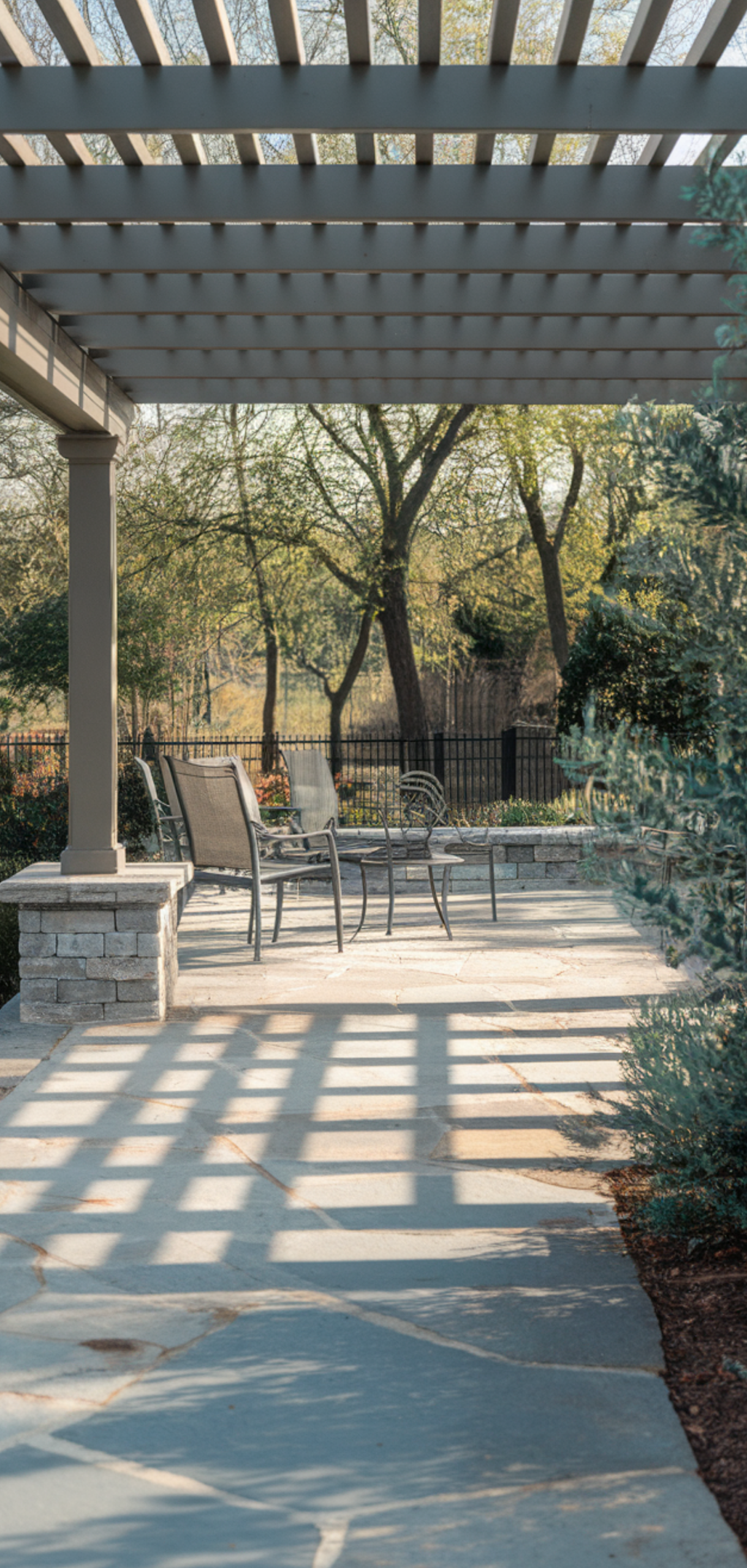 Small Flagstone Patio Ideas You’ll Love