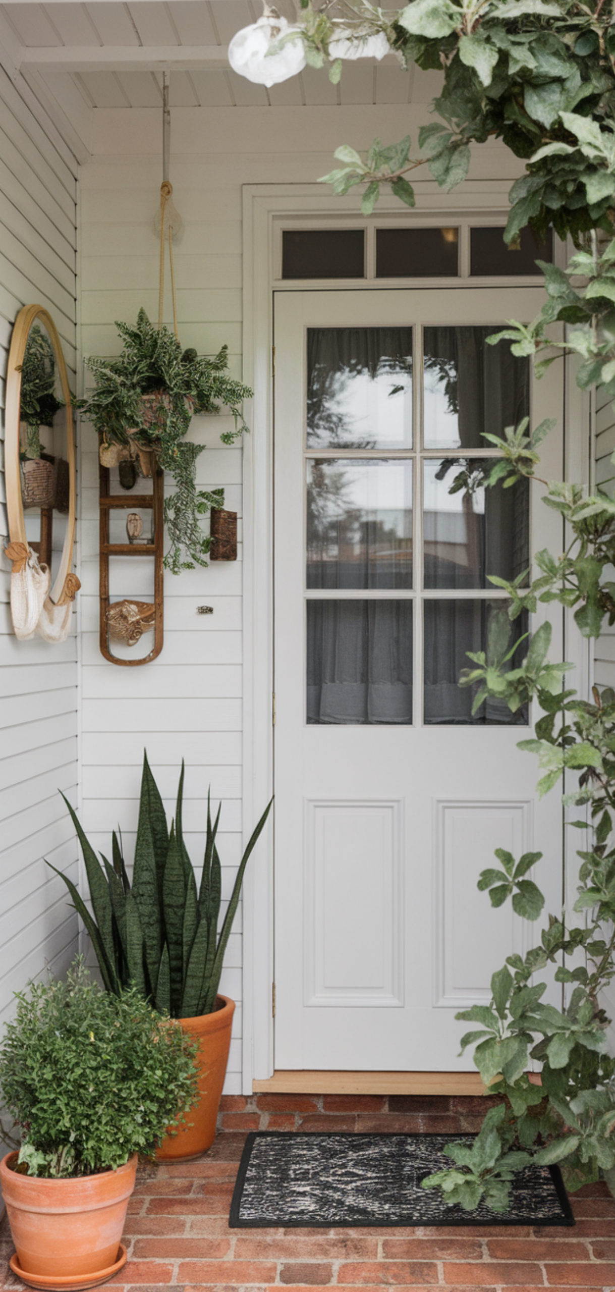 14 brilliant Small Entrance Hall Ideas