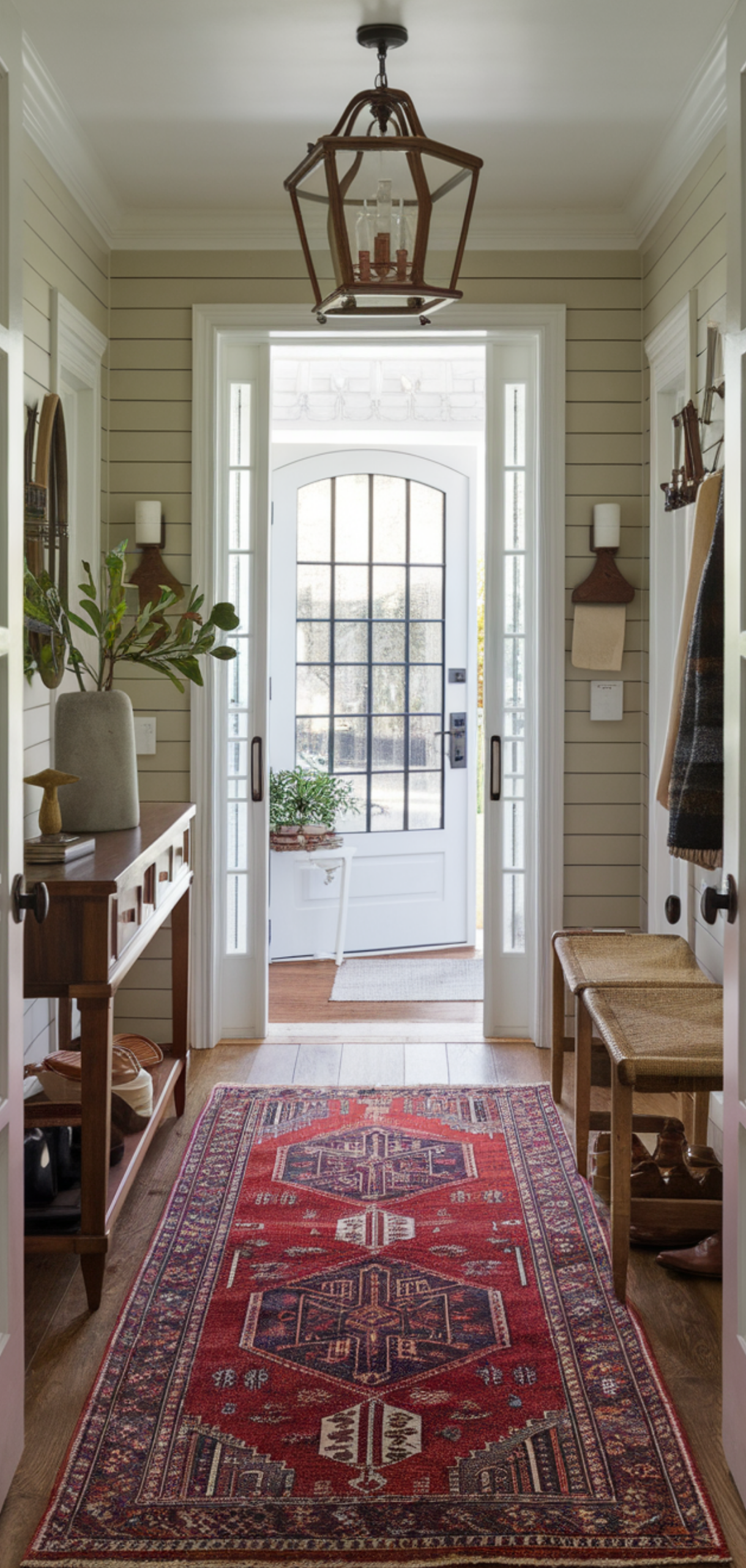 14 brilliant Small Entrance Hall Ideas