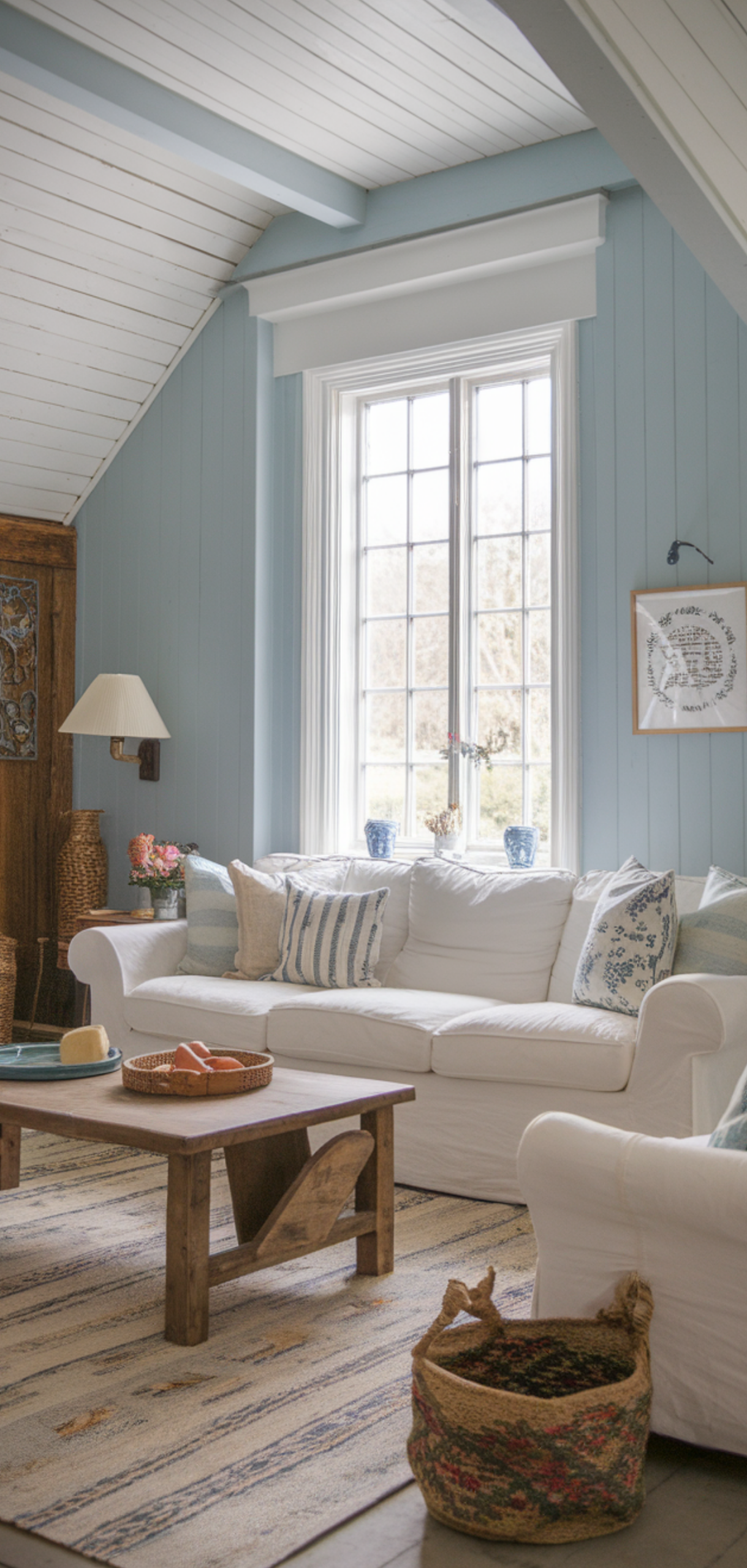 14 Creative Light Blue Living Room Walls